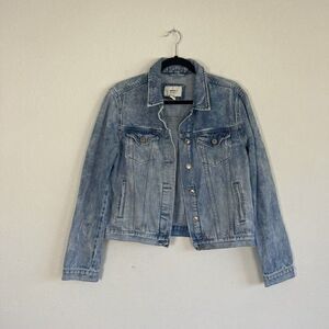 Forever 21 Women’s Faded Distressed Button Up Cotton Denim Jacket Size Medium